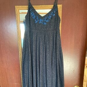 Simply Vera, Vera Wang handkerchief dress.
